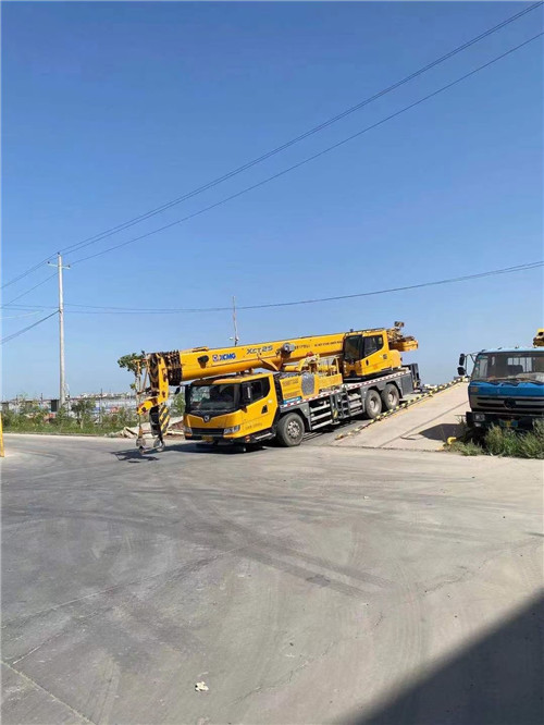 浦北县吊车作业时，可能会产生哪些额外收费项目？