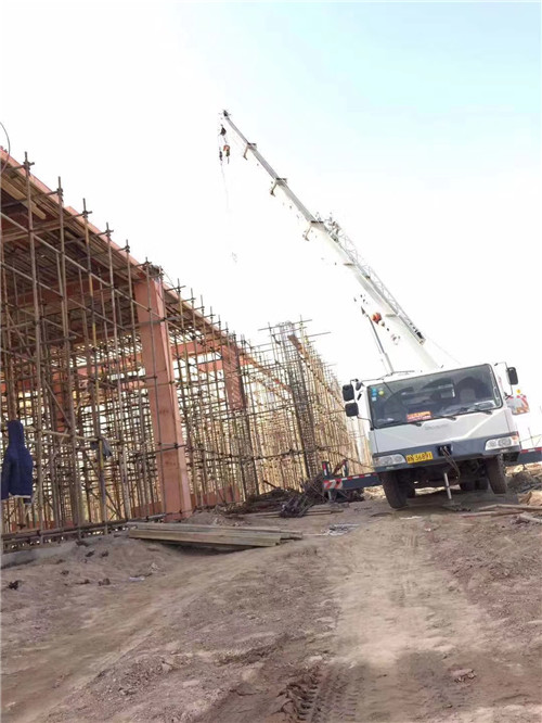 浦北县25 吨、50 吨吊车怎么选？多大重量 / 半径适合对应车型？